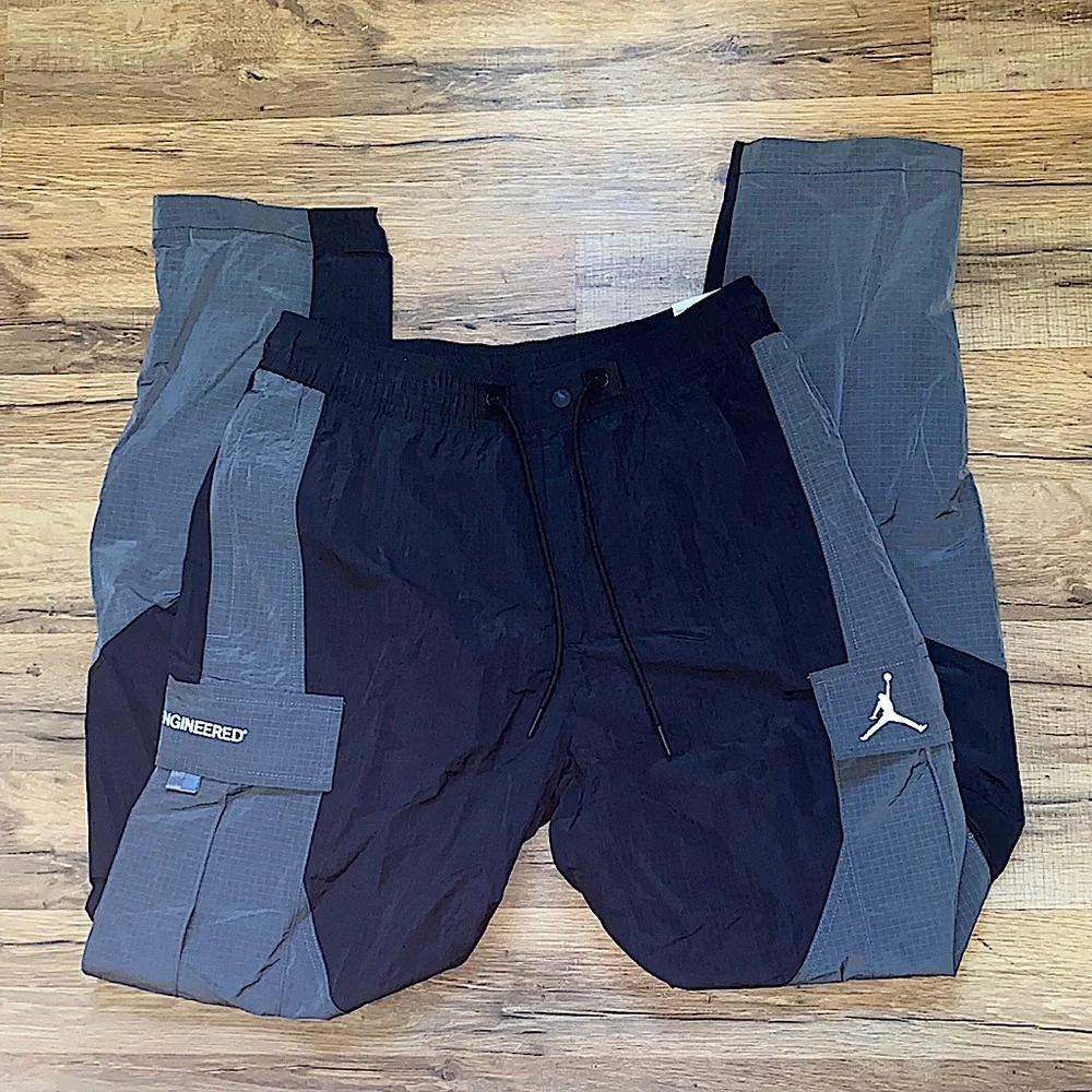 Jordan windbreaker cargo pants